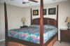 villa bedroom